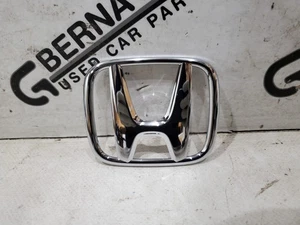 Stemma logo stemma bagagliaio portellone posteriore originale Honda Jazz MK1 2001-2007 - Foto 1 di 7