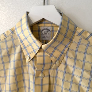 NWOT Brooks Brothers The Original Polo Slim Fit All Cotton Shirt Size 15-2/3 - Picture 1 of 2