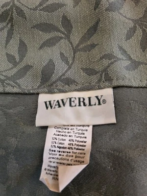 Paneles verdes Waverly Williamsburg Foto 1 de 4