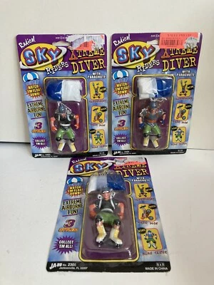 Ja-Ru 2305 Sky Riders Xtreme Diver con paquetes dañados en paracaídas (3) Foto 1 de 4