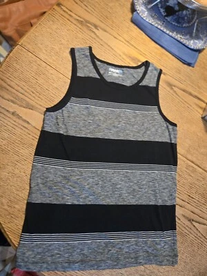 Mens T shirt - Hawk -sleeveless size M black and white - Image 1 of 3