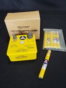 Jordan Electronics Radiological Dosimeter Charger + 6 Dosimeters