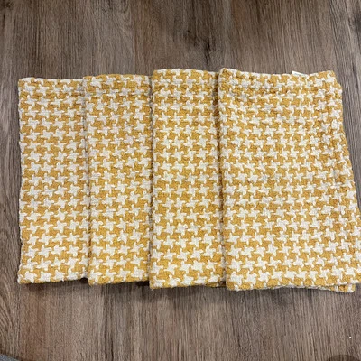 Crate And Barrel Placemats Yellow White Houndstooth Table Setting Colorful 14x19 - Image 1 of 4