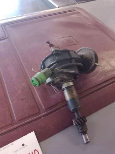 Distributor Carbureted 22R Engine Fits 84 4 RUNNER 326740 Foto 1 de 1