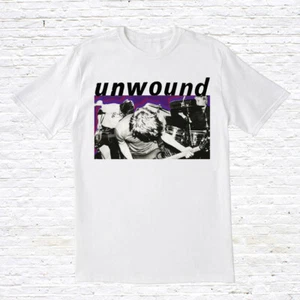 Camiseta sin enrollar. - Imagen 1 de 2