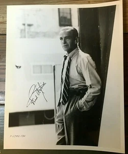c1950s Fred Astaire Signed 8X10 Glossy Photo Movie Actor Dancer Casual No COA - Picture 1 of 11