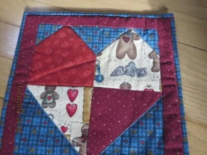 MACHINE QUILTED VALENTINE MUG RUG---10" SQUARE--#V3A-24 - Picture 1 of 24