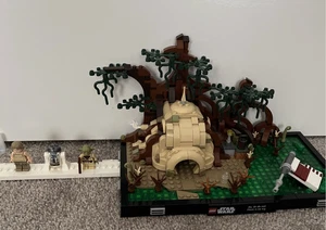 LEGO Star Wars Dagobah Jedi Training 75330 - 99% complete with minifigs - Picture 1 of 1