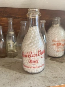 Vintage Quart Milchflasche Reed Bros. Dairy Memphis TN "America Supplies" - Bild 1 von 3