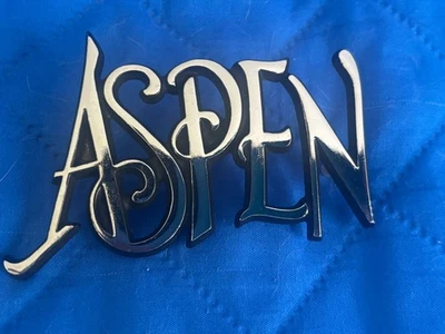 NOS 1976-1980 Dodge Aspen Fender Badge Emblem - Изображение 1 из 4