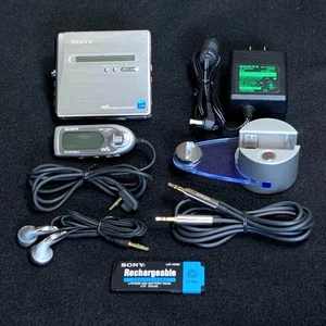 Sony MZ-NH1 MiniDisc Hi-MD Walkman Portable Player Tested Used Japan JP - Picture 1 of 17