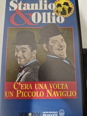 Stanlio e Ollio C'era Una Volta Un Piccolo Naviglio Colori Vhs Bramante - Immagine 1 di 4