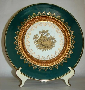 Florentine Gold Encrusted Green Hand Made Porcelain Wall Hanging Plate Italy 11” - Picture 1 of 10