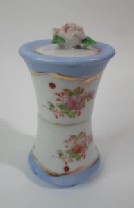 Vintage OCCUPIED JAPAN PORCELAIN TABLE LIGHTER Pink Rose on Top Hand Paint 3" T - Picture 1 of 9