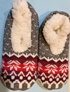 Slipper socks w non-slip material - size 5-6 - gray, red, maroon, white 