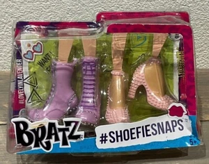 Shoefiesnaps boots & shoes for Bratz doll NRFB 537113 - Imagen 1 de 8