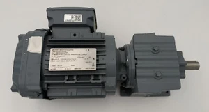 SEW-EURODRIVE Getriebemotor R17 DRN80MK4/TF 01.8099380401.0001.22 0.55kW - Bild 1 von 3