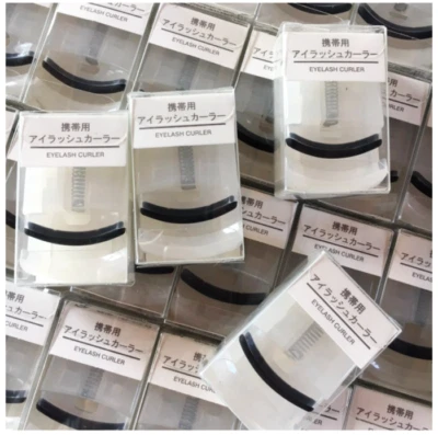 Herramienta de maquillaje de pestañas transparente rizador de pestañas portátil MUJI 58 mm 攜帶睫毛夾 Foto 1 de 3