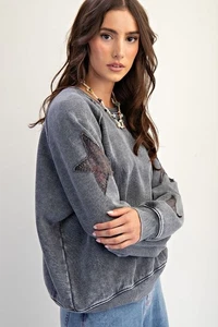 Sudadera top manga larga con parche de estrella lavada mineral caballete para mujer - Imagen 1 de 5