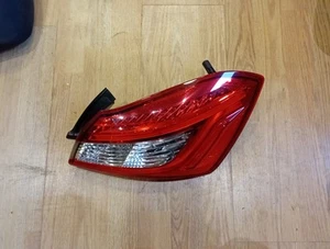 MASERATI GHIBLI M157 REAR DRIVER RIGHT ON BODY LIGHT ASSEMBLY 6700084810 - Picture 1 of 7