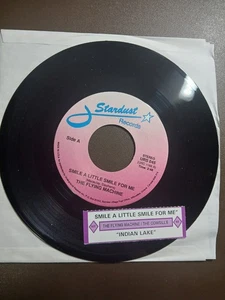FLYING MACHINE Smile A Little Smile For Me COWSILLS Indian Lake 45 w/TitleStrip - Foto 1 di 2