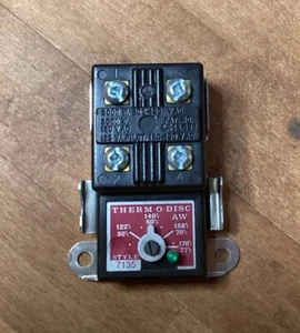 NEW Chromalox R5135C Thermostat 411141, Therm-o-disc - Electric Water Heater OEM - Picture 1 of 10