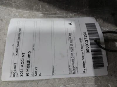 Conjunto de faros derechos Hyundai Accent 2011 OEM usados 97050 144 k millas Foto 1 de 4