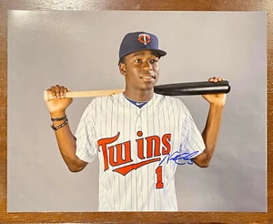 NICK GORDON Signed 11X14 Photo MINNESOTA TWINS Autographed SASIGNED COA - Picture 1 of 4