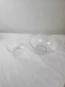 Cuencos mezcladores vintage de vidrio transparente Pyrex 325-2,5 L y 322-1 L hechos en EE. UU. - Imagen 1 de 9