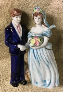 Bride and Groom Figurine Wedding Cake Topper Bride and Groom in Blue - Picture 1 of 3