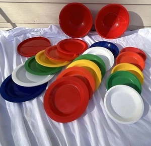 Ingrid Chicago MCM 20 Piece Plastic Dish Set Colorful Plates, Bowls VTG Picnic - Picture 1 of 23