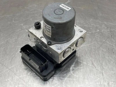 2016 Hyundai Elantra 1.8 Anti Lock Brake Pump Controller 79K Mando Esc Oem 14-16 - Image 1 of 4