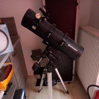 BRESSER Pollux 150/1400  Spiegelteleskop Teleskop Stativ  inc. Allem Zubehör  - Bild 1 von 2