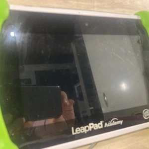 LeapFrog Leap Pad Green Acadamy Edition Learning Tablet Green - No cord - Picture 1 of 4