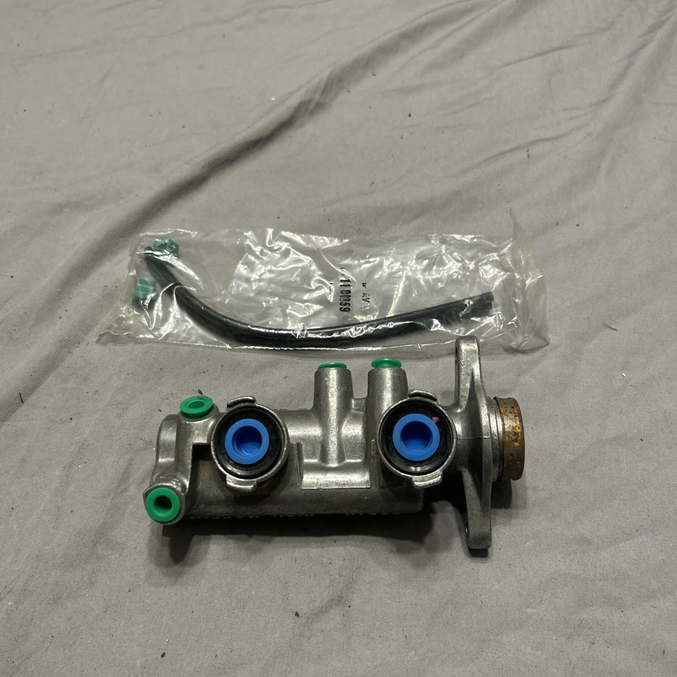 CILINDRO DE FRENO MAESTRO BENDIX REMAN R12160 PARA NISSAN 1985-1986 y Jaguar 1981 Foto 1 de 4