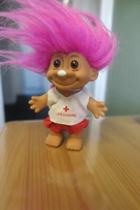 DE COLECCIÓN RARO RUSS TROLL - CUERPO SÓLIDO - PELO ROSA - SALVAVIDAS - Imagen 1 de 3