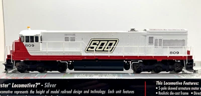 HO ATLAS 7369 MASTER SILVER U30C LOCOMOTIVE SOO LINE # 809 PHASE 2 - Image 1 of 2