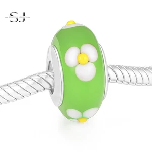 925 Sterling Silver Green Daisy Flower Murano Glass Charm Bead for Bracelet - Picture 1 of 2