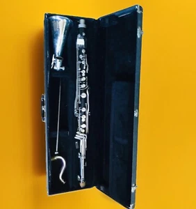 bundy bass clarinet / case - Picture 1 of 14