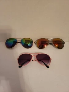 3 Pair Classic Aviator Sunglasses for Women Gold Tone, Silver Tone, Pink Frames - Picture 1 of 3
