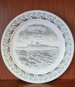 Piatto ricordo Vistafjord 1973 commemorativo crociera fanciulla norvegese americana - Foto 1 di 12