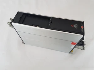 Danfoss Frequenzumrichter VLT5001   /   175Z0812  SD24  1,7kVA  + Profibus - Picture 1 of 6