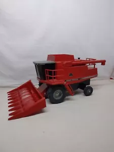 1/24 Scale Models Massey Ferguson 8780 Combine - Picture 1 of 4