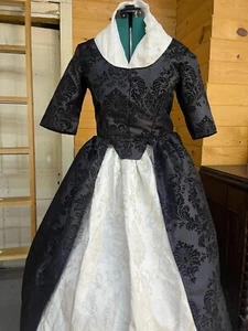 Colonial Reenactment Polonaise Set - Picture 1 of 10