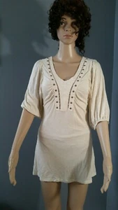 Ginger G. Solid  Beige Lace Trim Short Sleeve Batwing Knit Top Sz M EUC Blu.1 - Picture 1 of 7