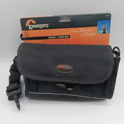Lowepro Viewpoint LX 40 Case Go Pro Padded Camera Case Black - Image 1 of 3