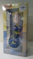 Gaming Heads Fallout 4 Vault Boy 12" ARMS CROSSED Mega Bobblehead Figure NIB