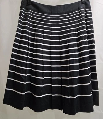 Mujer Talbots Blanco y Negro Rayas Plisado Falda Cremallera Lateral Talla 4 Foto 1 de 4