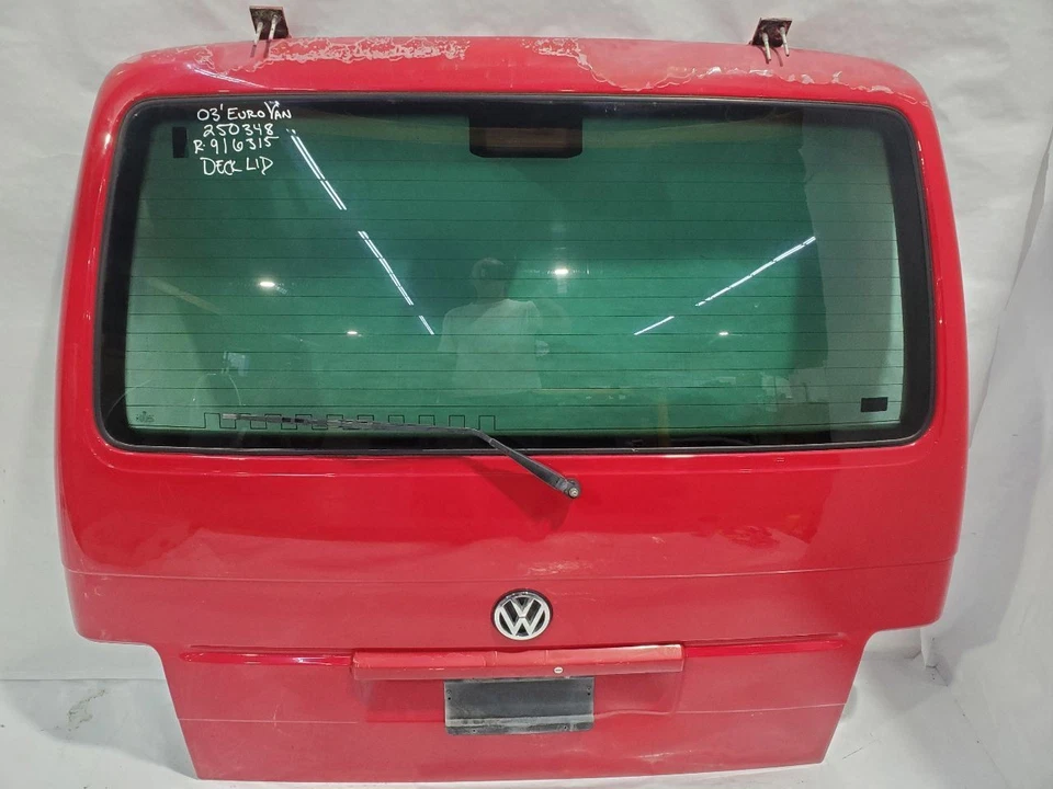Volkswagen Eurovan 1999 2003 OEM escotilla roja tiene algunos rasguños ver fotos  Foto 1 de 4