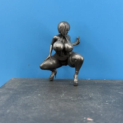 Adornos de estatuilla de niña sexy tallada a mano de bronce de latón HUI00200 Foto 1 de 4